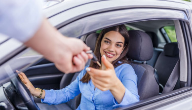 Do men drive better than women? The opinion of SHARK Taxi passengers in 2021